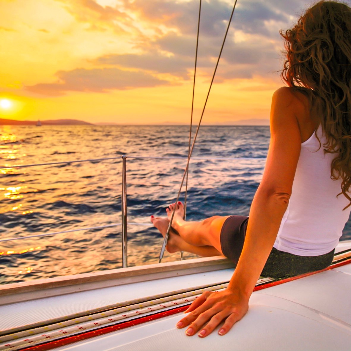 Luxury Sunset Sailing